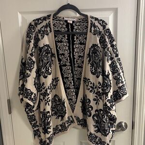 Flying Tomato Elegant Black and Cream Women's Poncho